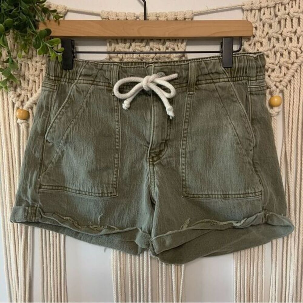 AMERICAN‎ EAGLE Women's Tomgirl Olive Green Shorts Size 0 - Picture 2 of 14